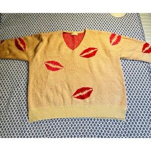 A Beautiful Soul Sweater Lips Kiss Pullover SZ 18/20 Romantic Valentine’s Day